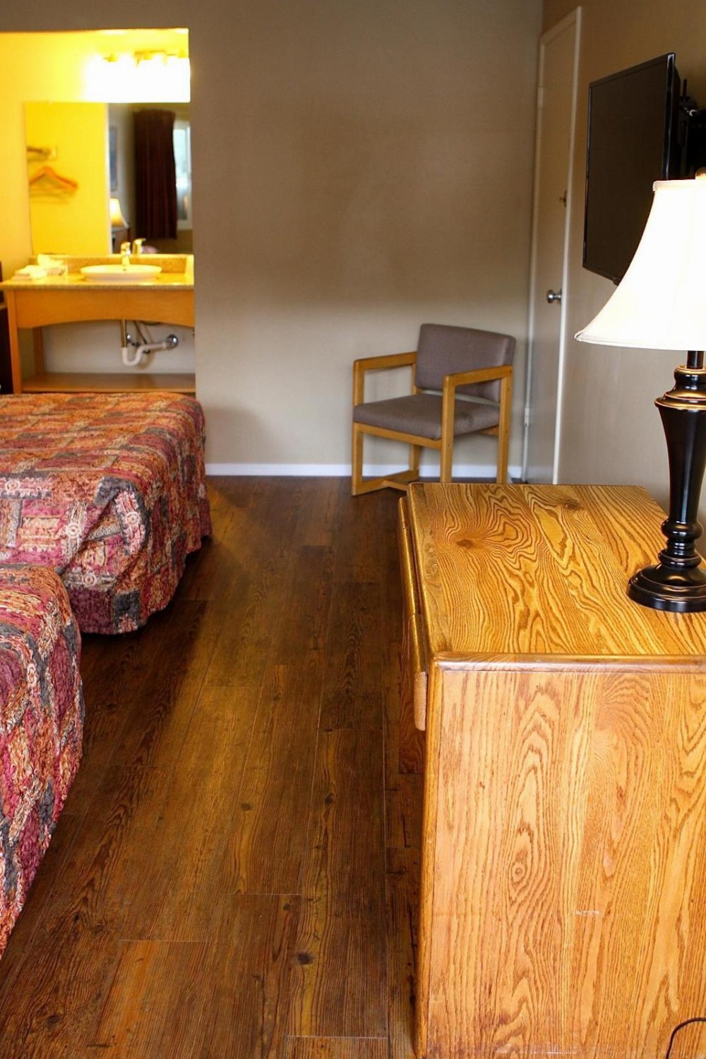 Queen Room - Disability Access